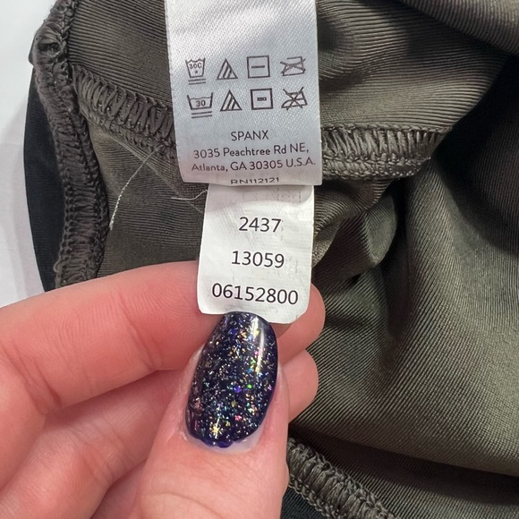 SPANX Faux Leather Shiny Shaping Leggings - dark olive green, L - Picture 8 of 13